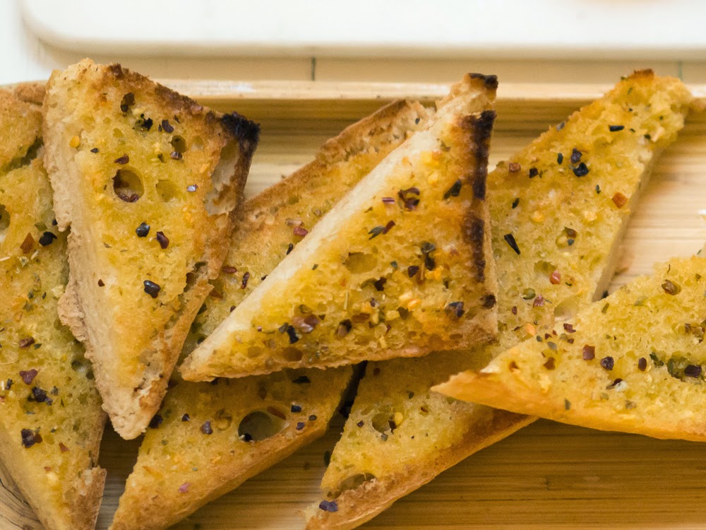 gluten-free-dairy-free-garlic-bread-recipe-our-gluten-free-family